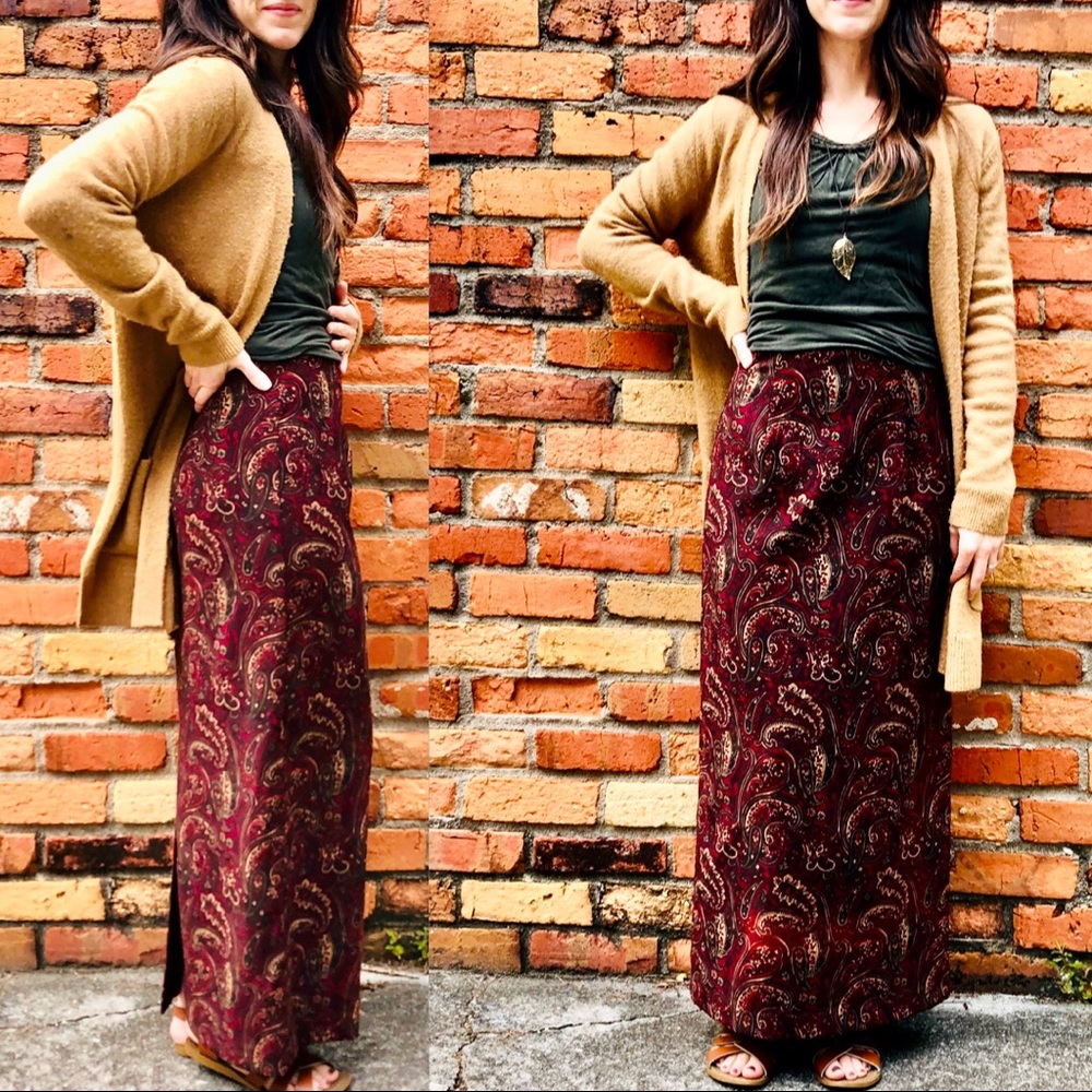 (4 for $30 🌸) Vintage 90’s High Waisted Skirt